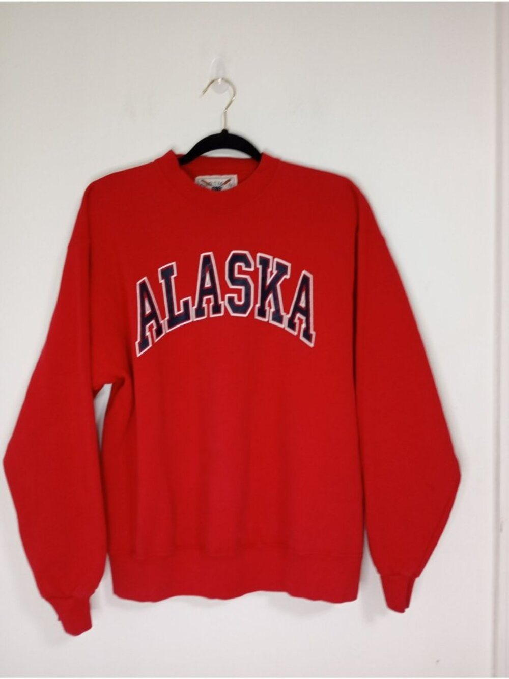 Vintage Oarsman 913 Alaska Red Crewneck Sweatshirt Large USA-Made 80% Cotton